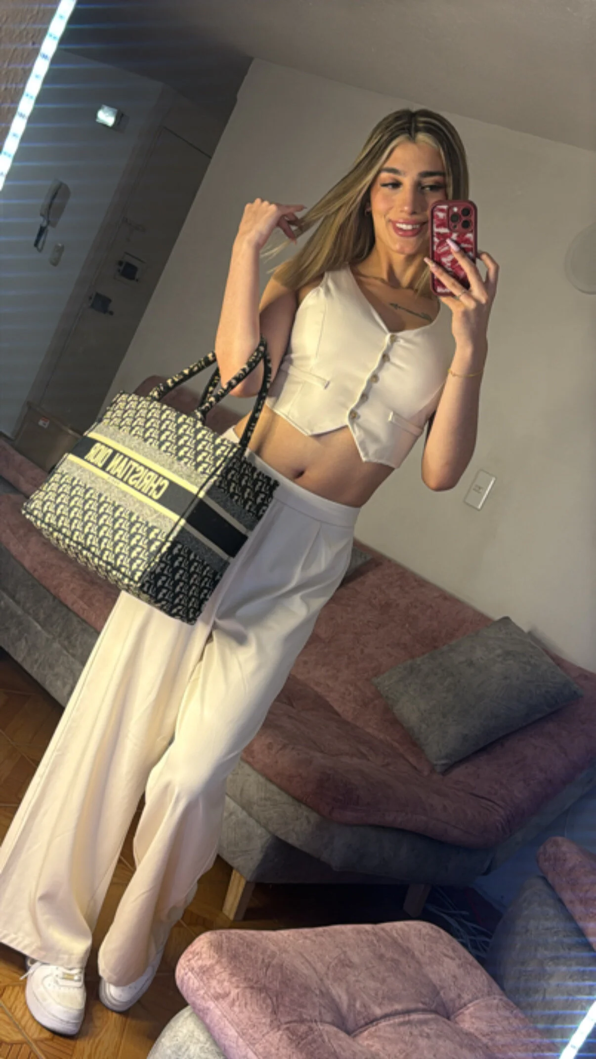 XXX Porn Photo of Nude iam_sara 6