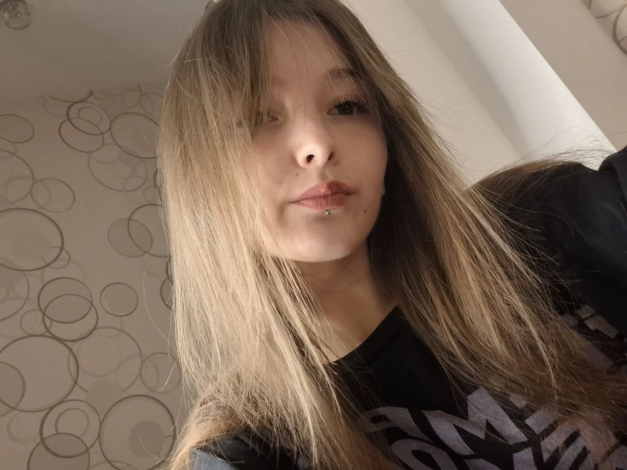 XXX Porn Photo of Nude DongMolt 121