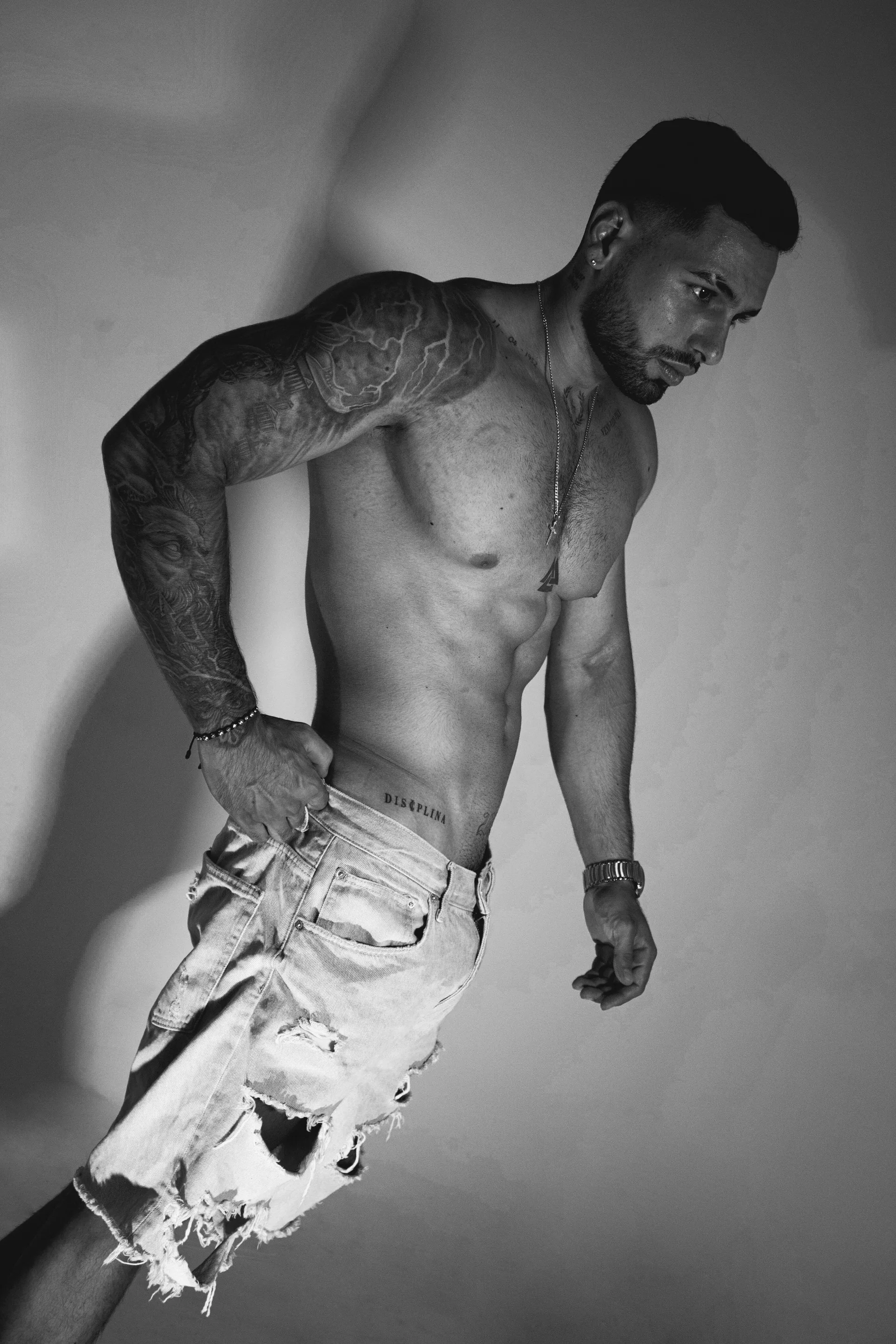 XXX Porn Photo of Nude john_king29 2
