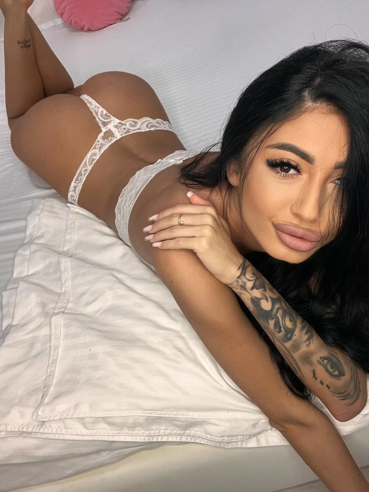 XXX Porn Photo of Nude MadisonKroft 17