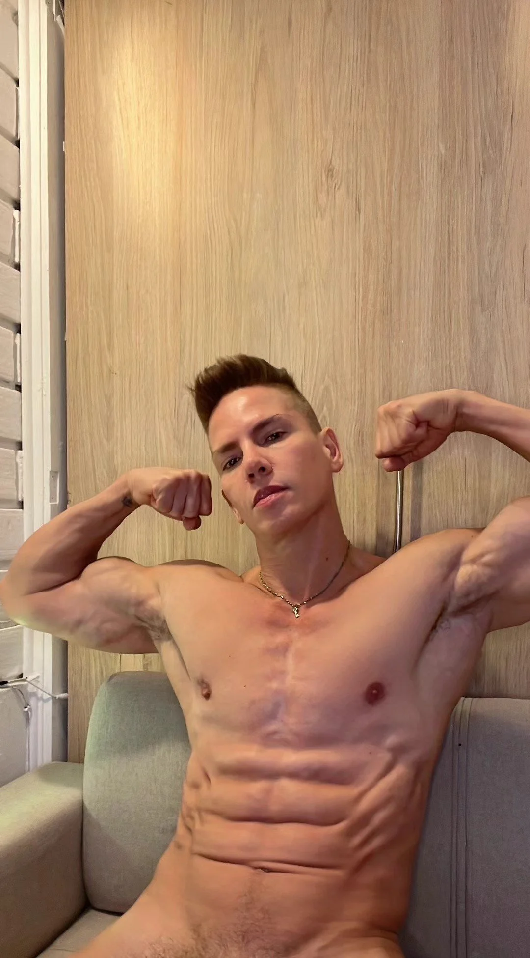 XXX Porn Photo of Nude AdanXanders 6