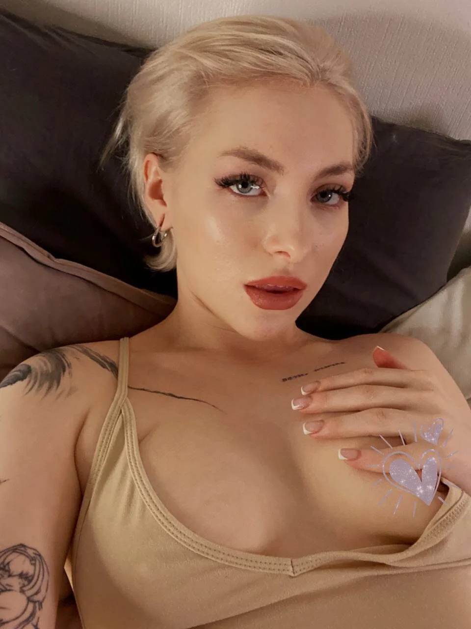 XXX Porn Photo of Nude peach_in_stockings 4