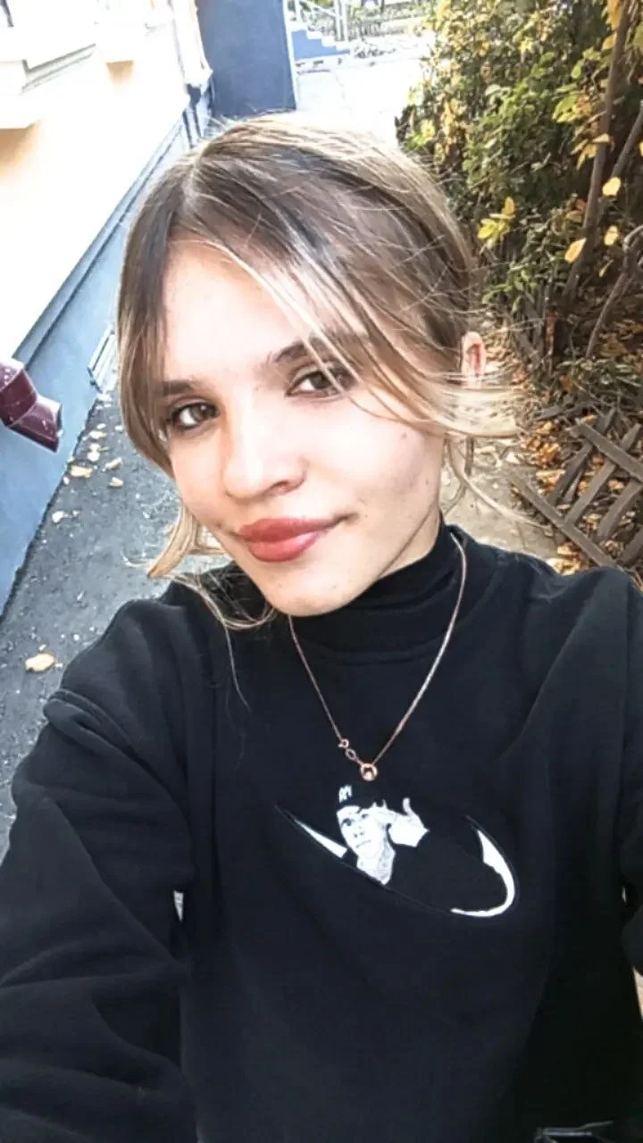 XXX Porn Photo of Nude OlaTaulbee 4