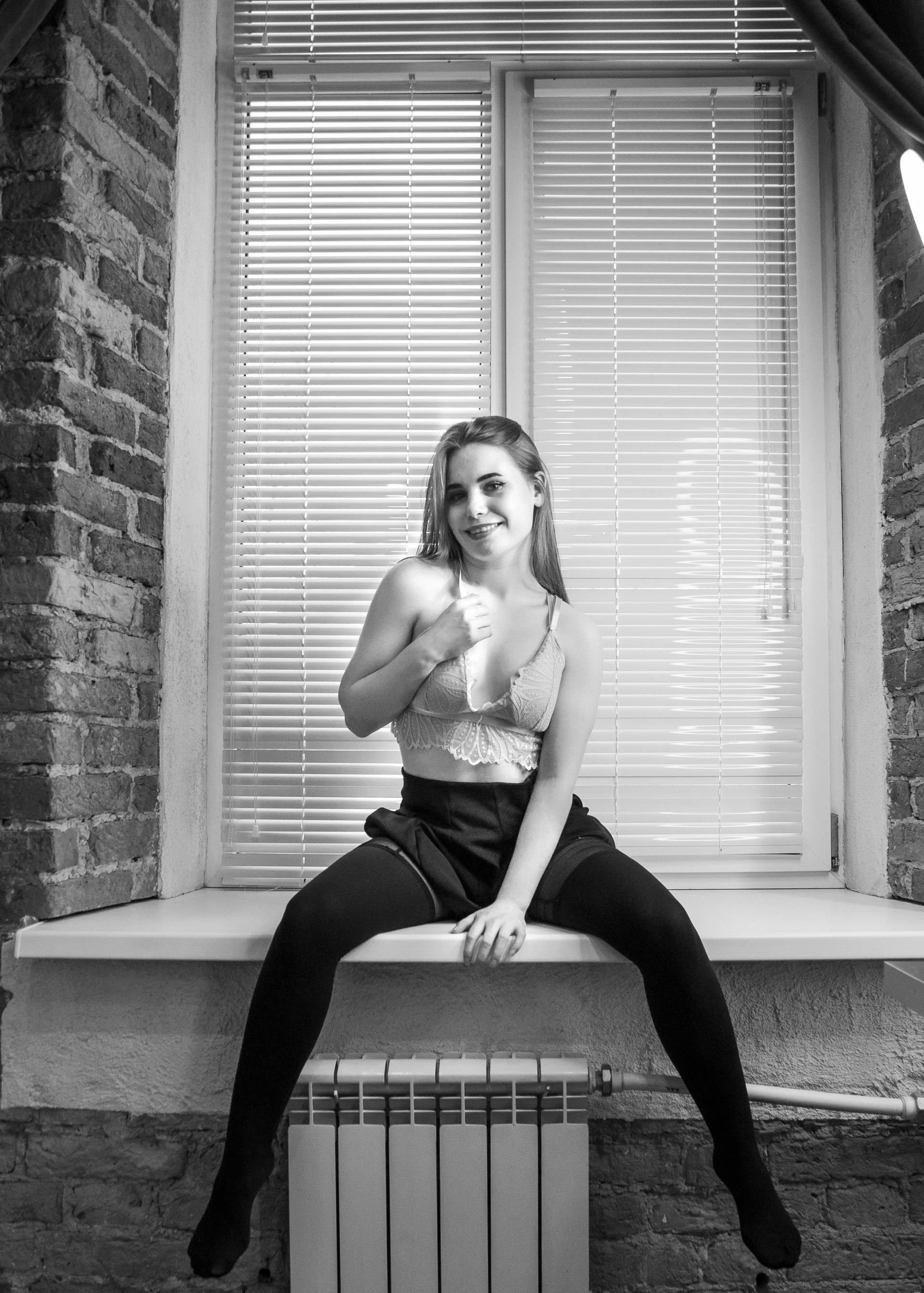 XXX Porn Photo of Nude Caitlin_Carey 13