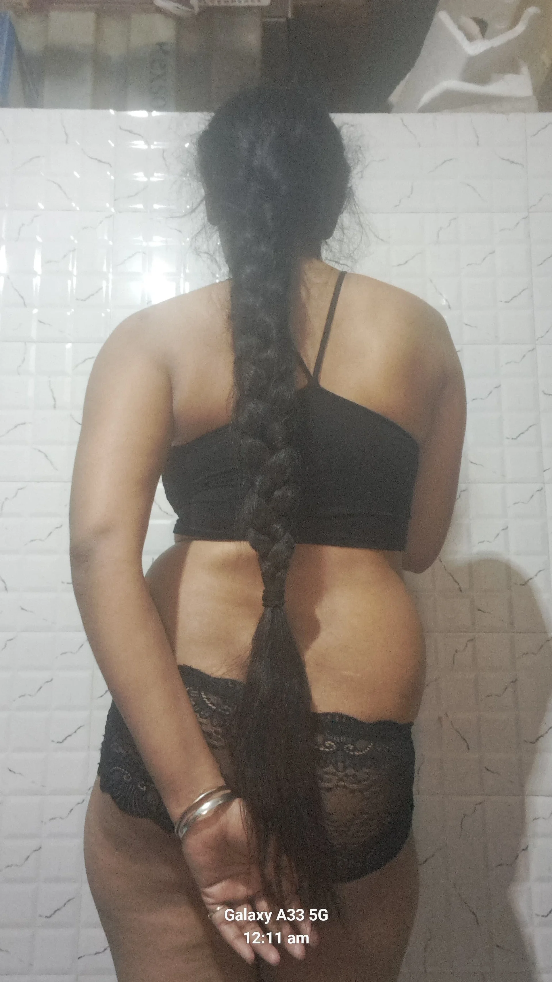 XXX Porn Photo of Nude MILFybar 7