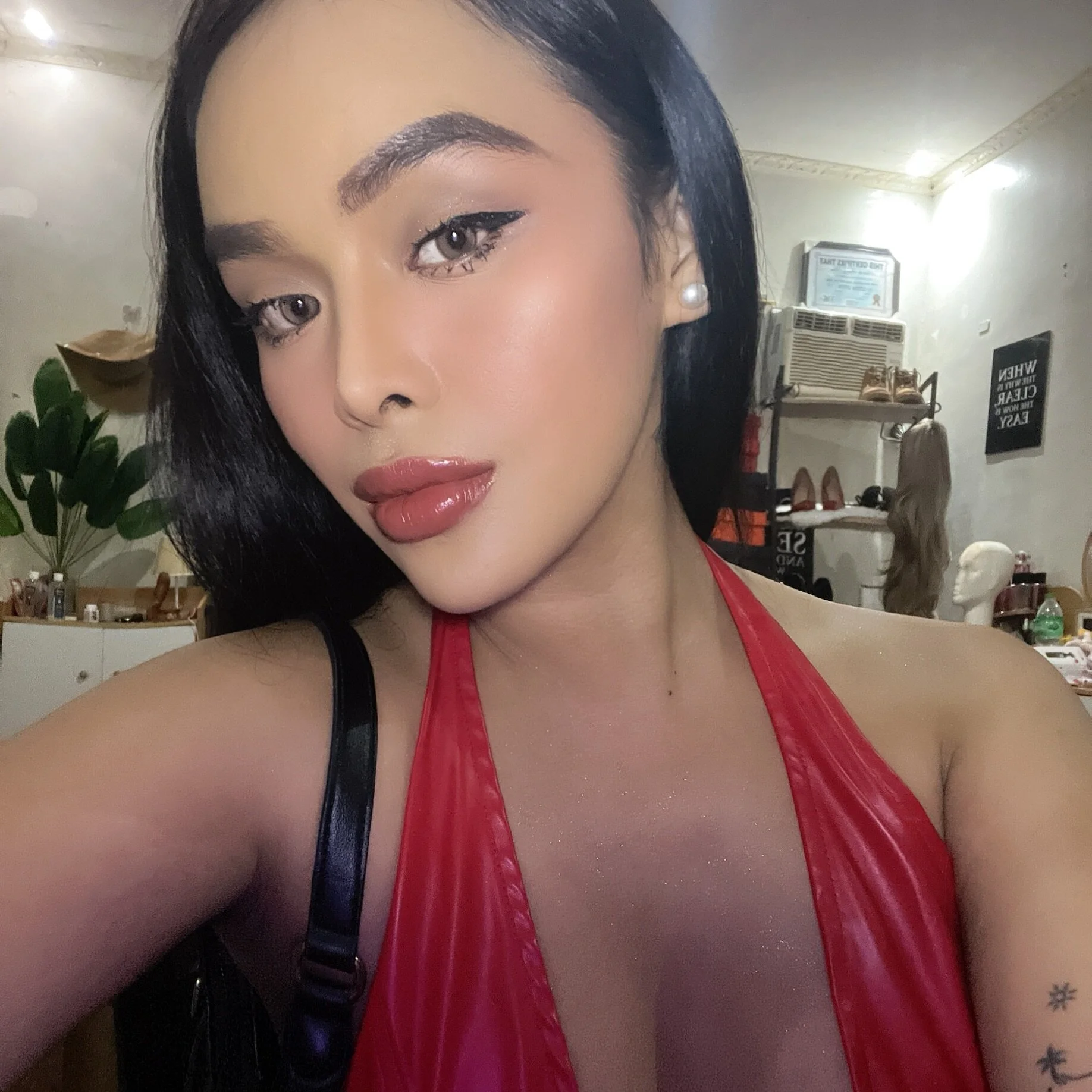 XXX Porn Photo of Nude LooveLolitaa69 6