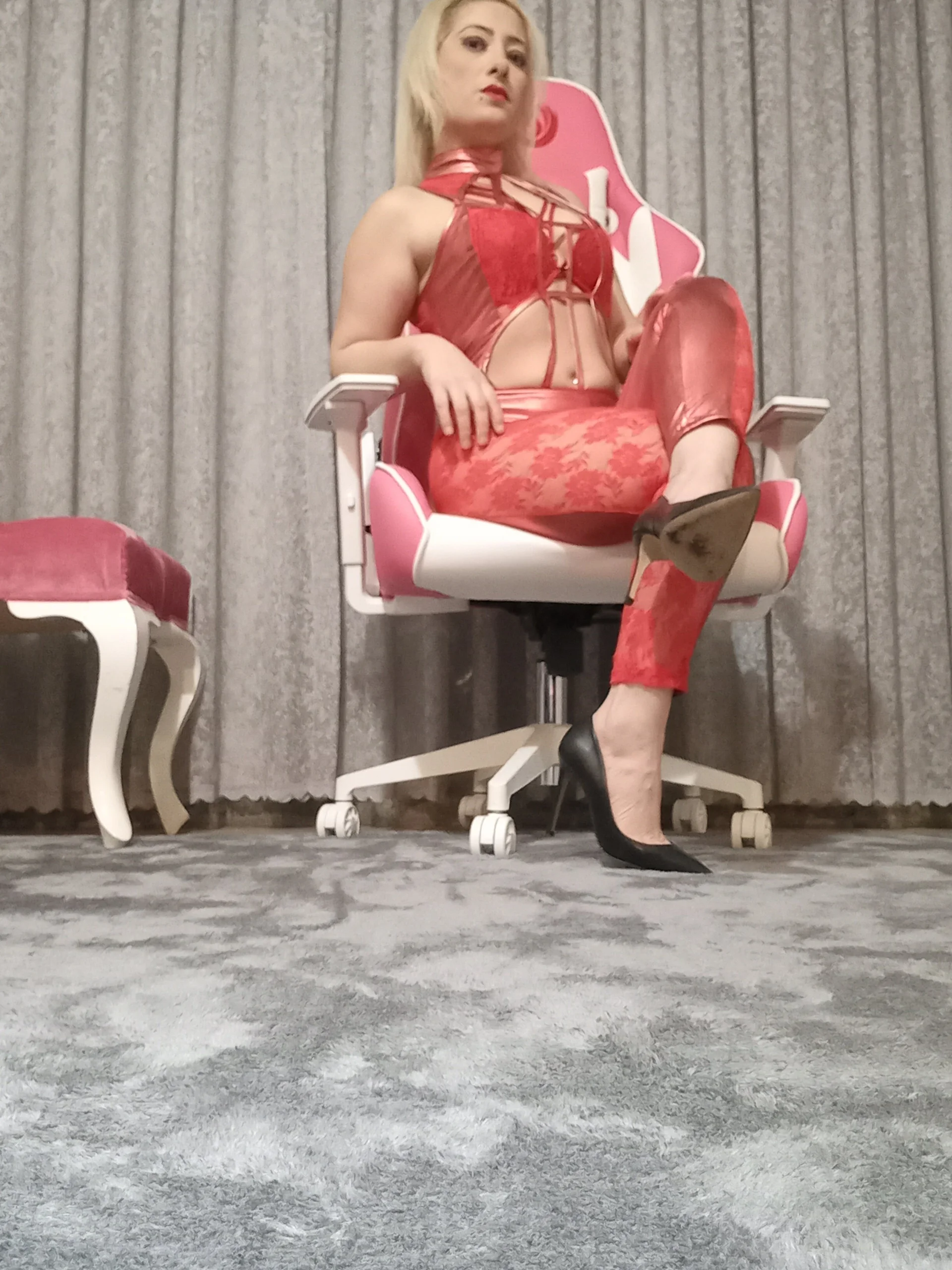 XXX Porn Photo of Nude squirtgame 22