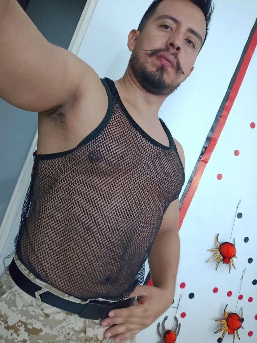XXX Porn Photo of Nude KalethBigDick 302