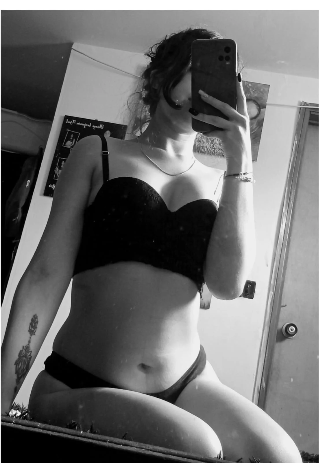 XXX Porn Photo of Nude Melody_Moore7 5