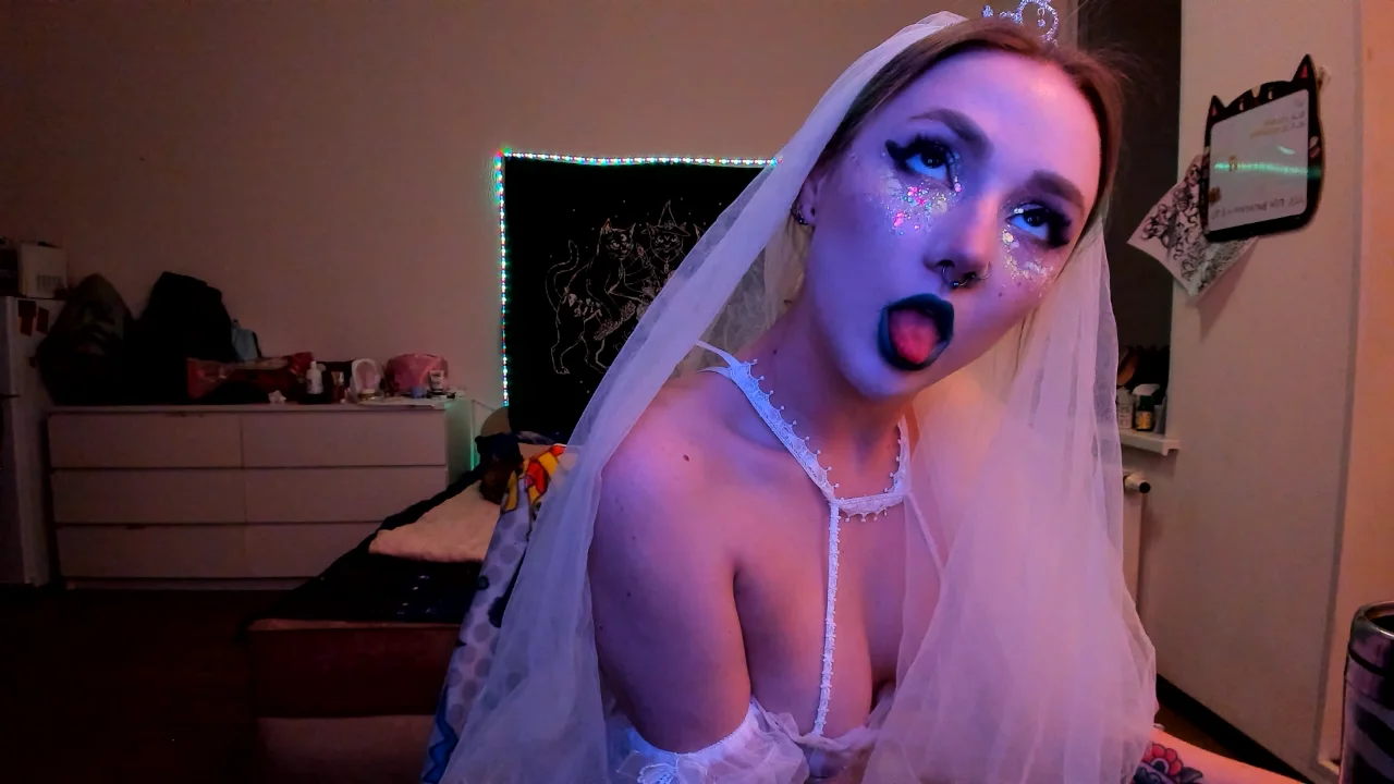 XXX Porn Photo of Nude YourDyingBride 42