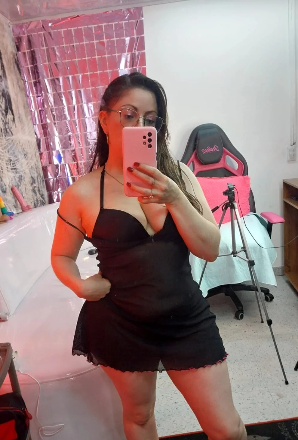 XXX Porn Photo of Nude saracrowe 9