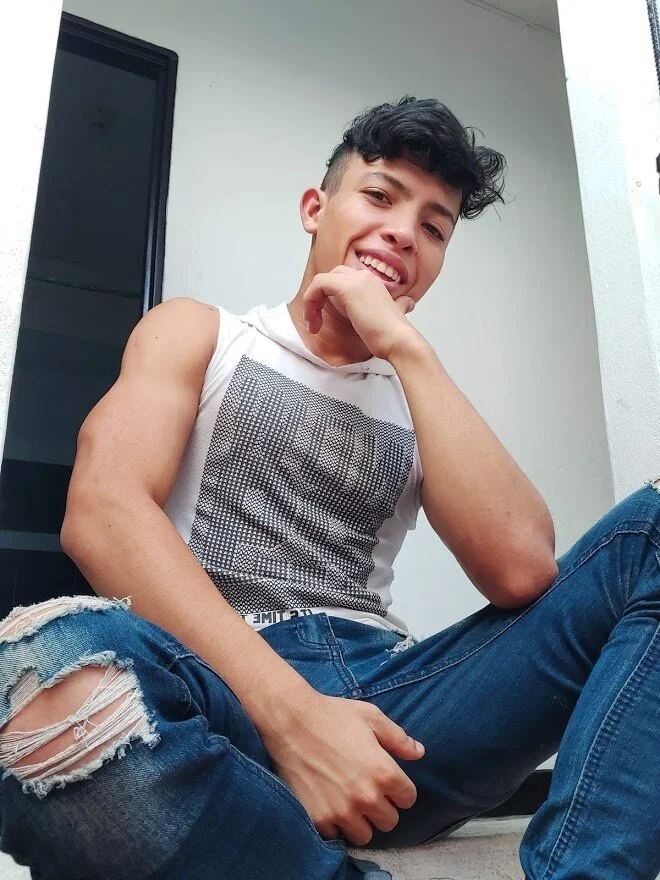 XXX Porn Photo of Nude littleyork 8