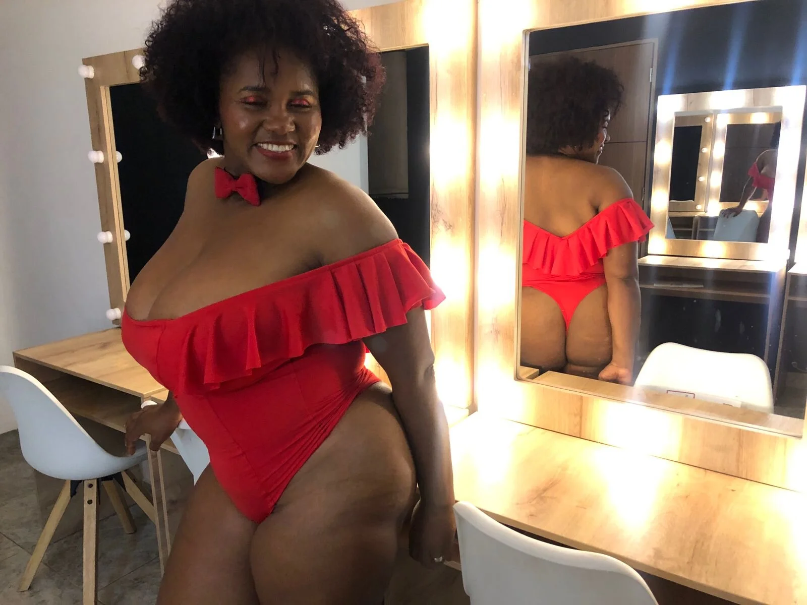 XXX Porn Photo of Nude AliciaMiilf 17