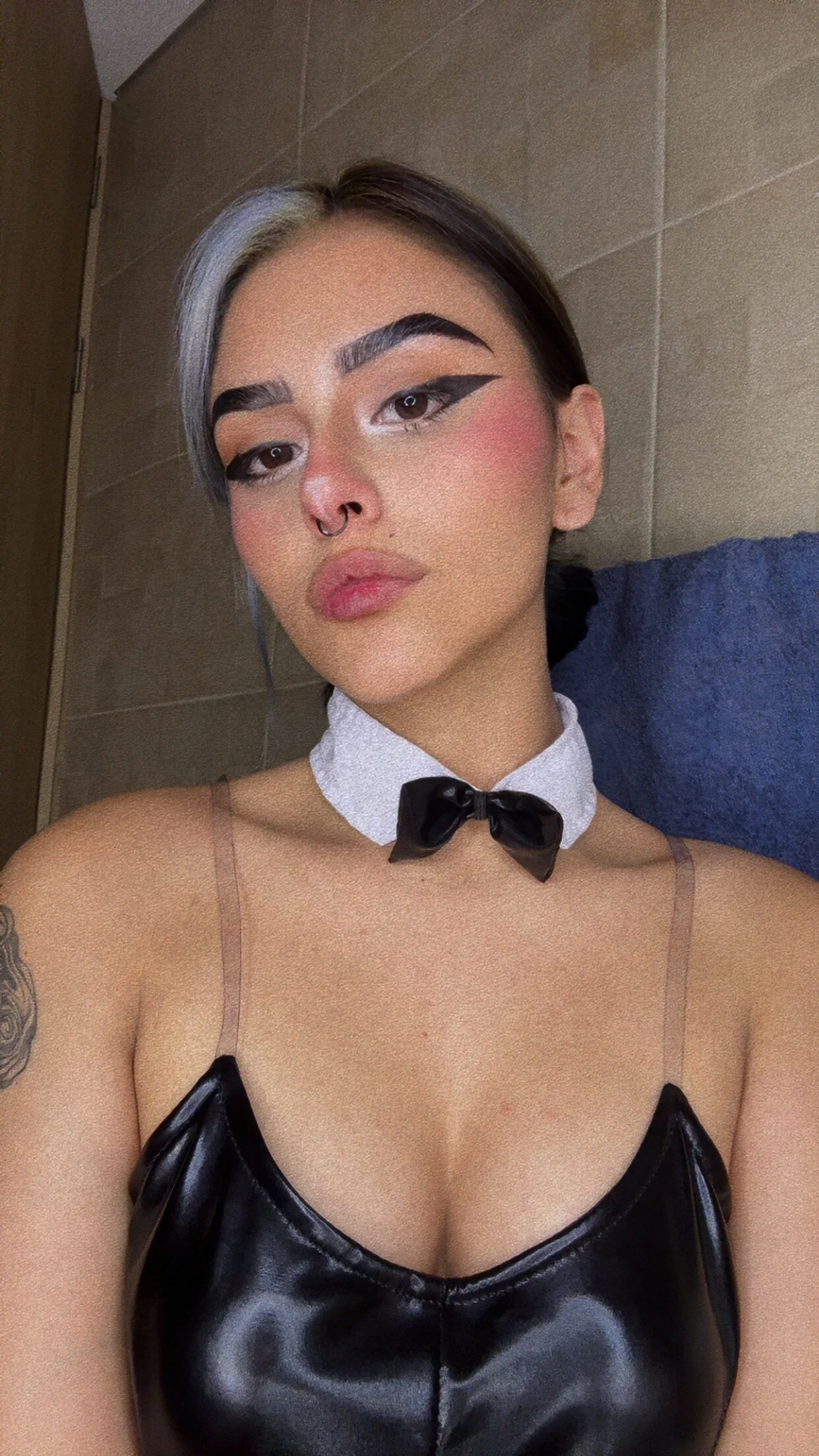 XXX Porn Photo of Nude blue_kitten 180