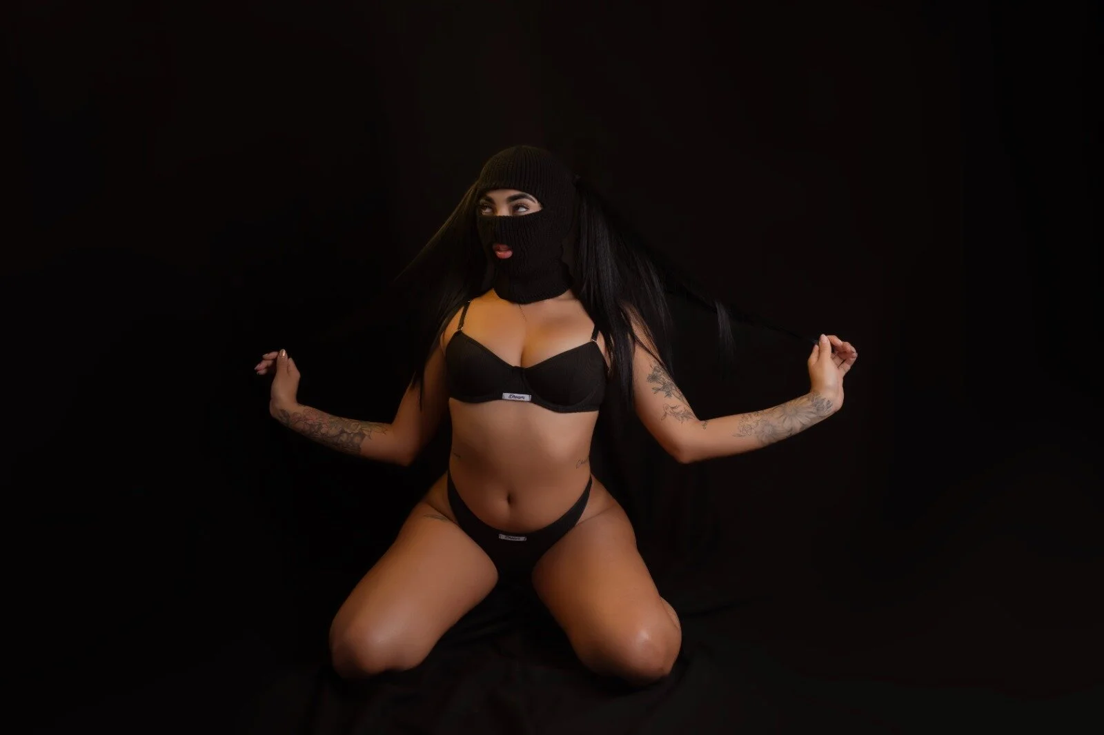 XXX Porn Photo of Nude AriRobert_ 61