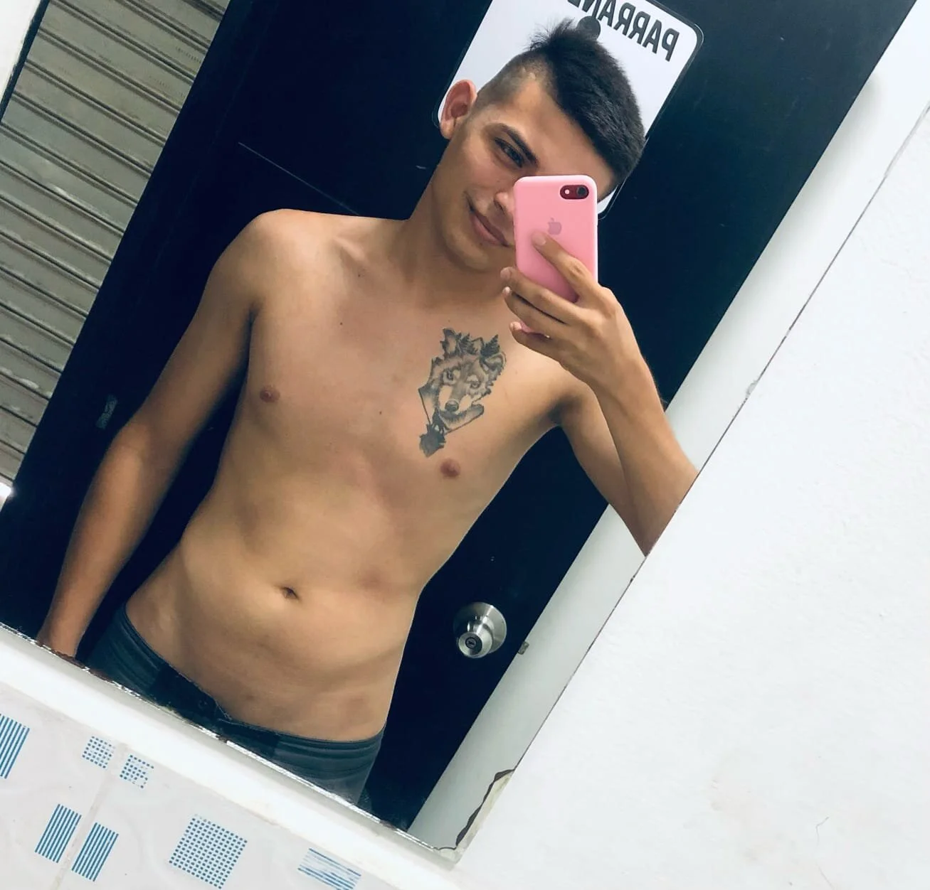 XXX Porn Photo of Nude ricky_boy4 1