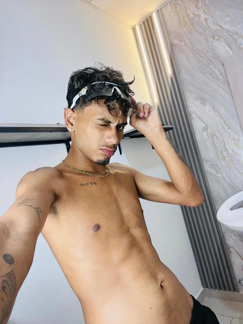 XXX Porn Photo of Nude Sexy_boys_hell2 17
