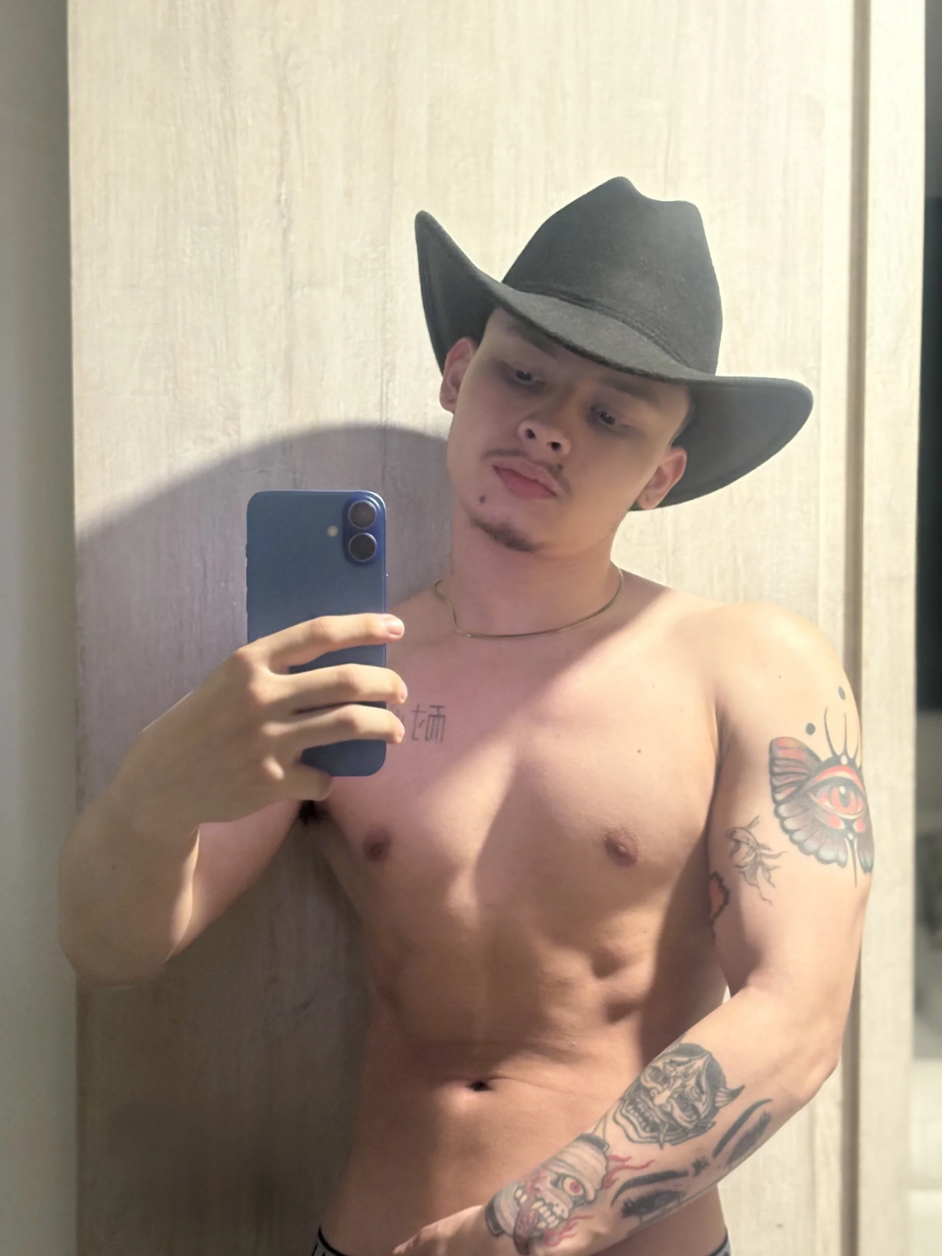 XXX Porn Photo of Nude Zeus_Jeff 10