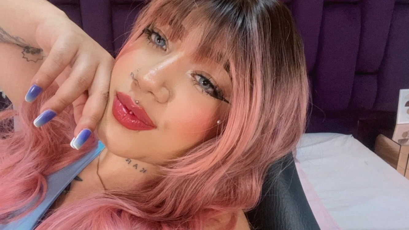 XXX Porn Photo of Nude milamonroyy 1