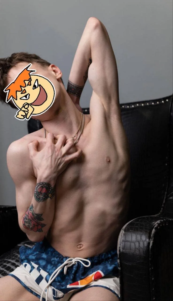 XXX Porn Photo of Nude Reisy_W 9