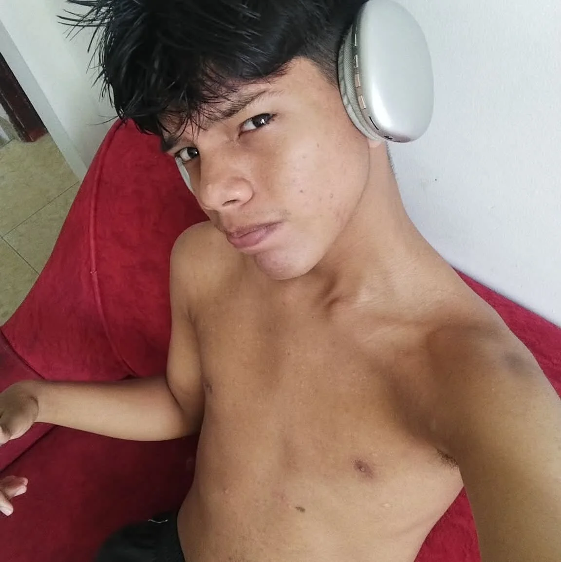 XXX Porn Photo of Nude Joseph_youlove 2