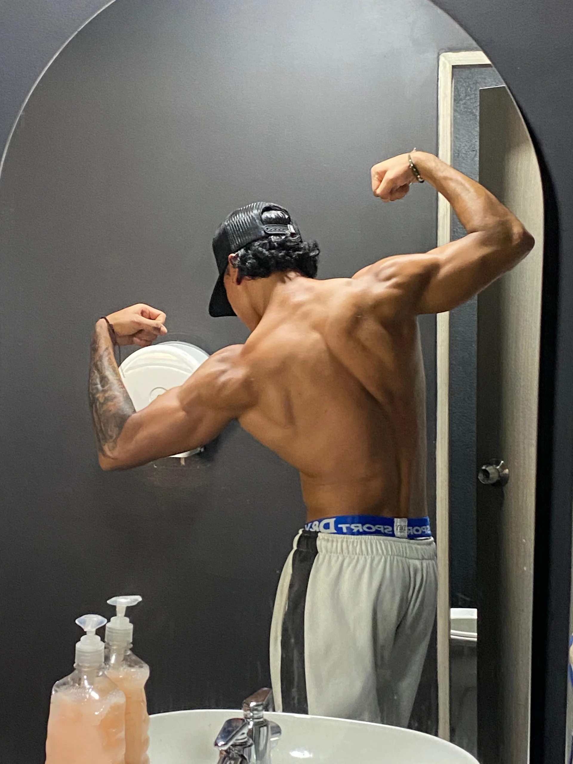XXX Porn Photo of Nude Jeremy_wallker 19