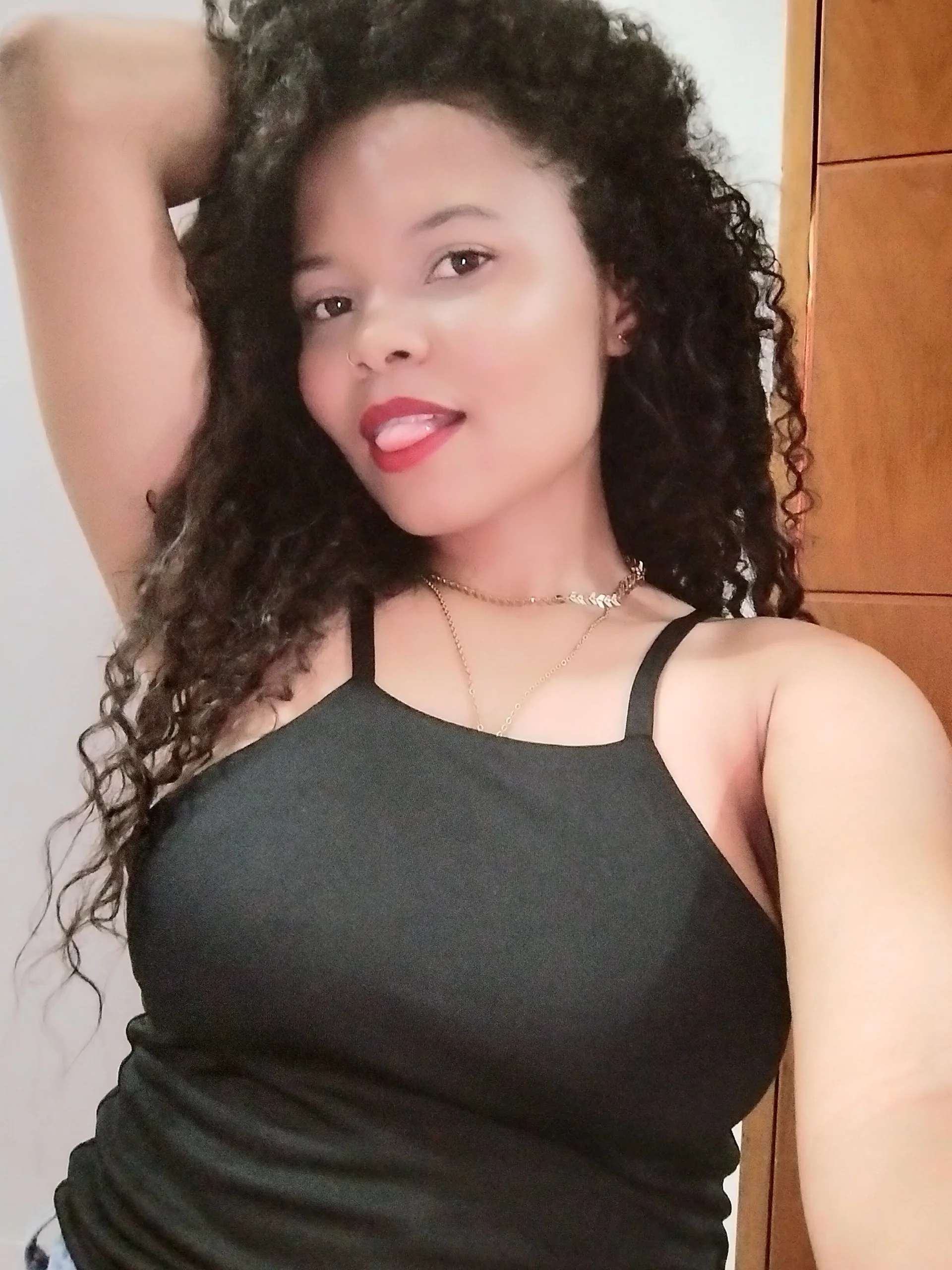 XXX Porn Photo of Nude NicolleeCute 2