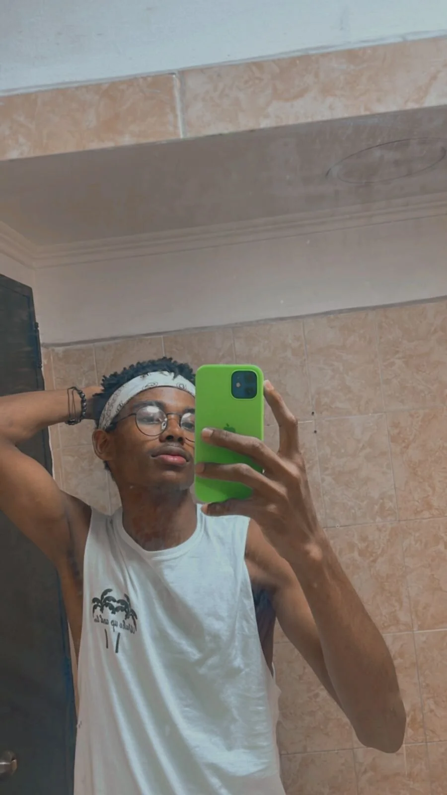 XXX Porn Photo of Nude fer_perez_ 21