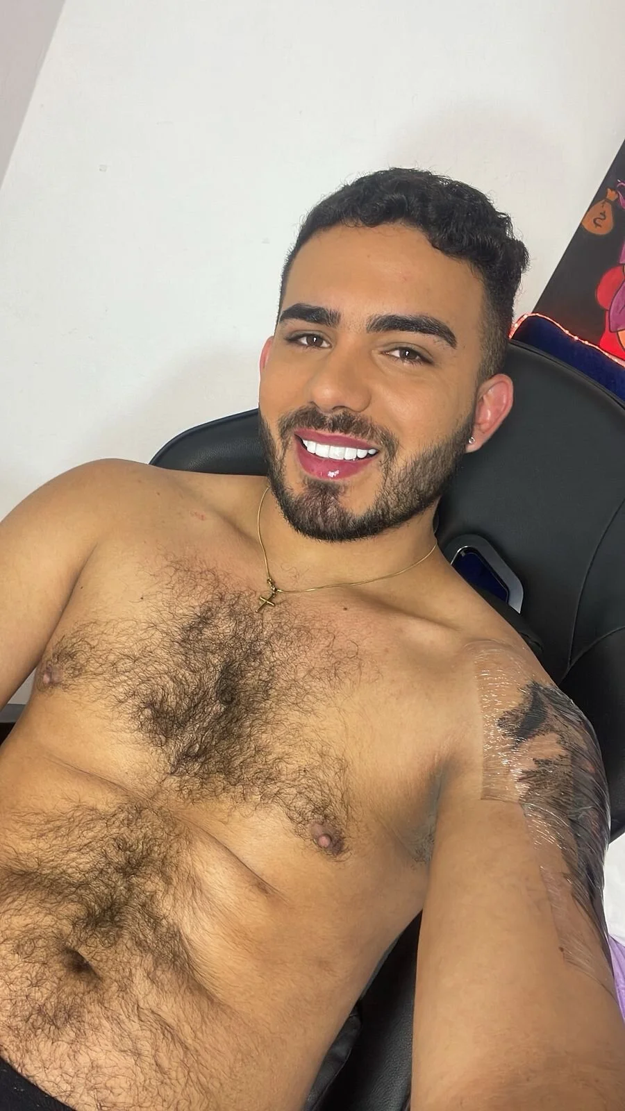 XXX Porn Photo of Nude adamhairy 34