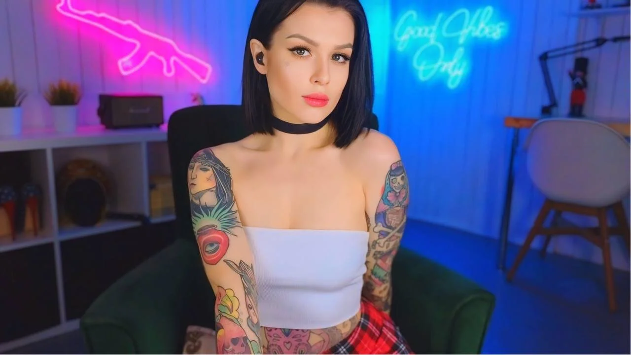 XXX Porn Photo of Nude My_toys_pink 5