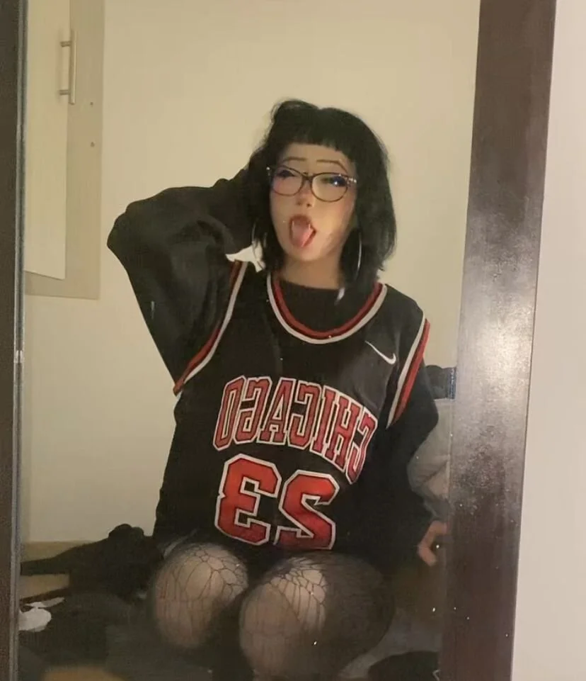 XXX Porn Photo of Nude Bel_Vamp 6