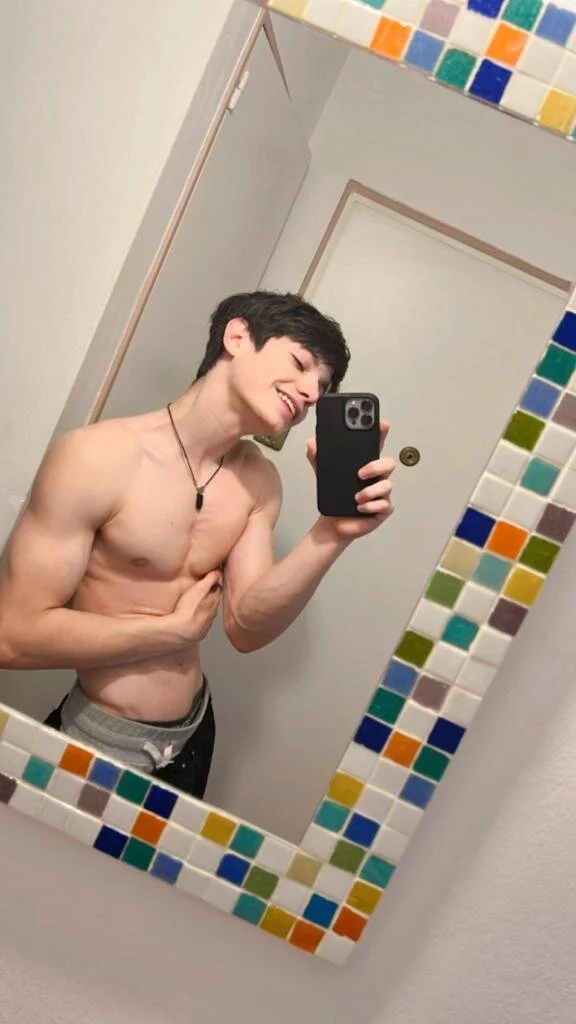 XXX Porn Photo of Nude SasukeUhchiaa 6