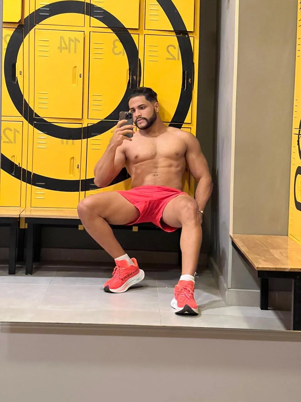XXX Porn Photo of Nude Pier_Simons 12