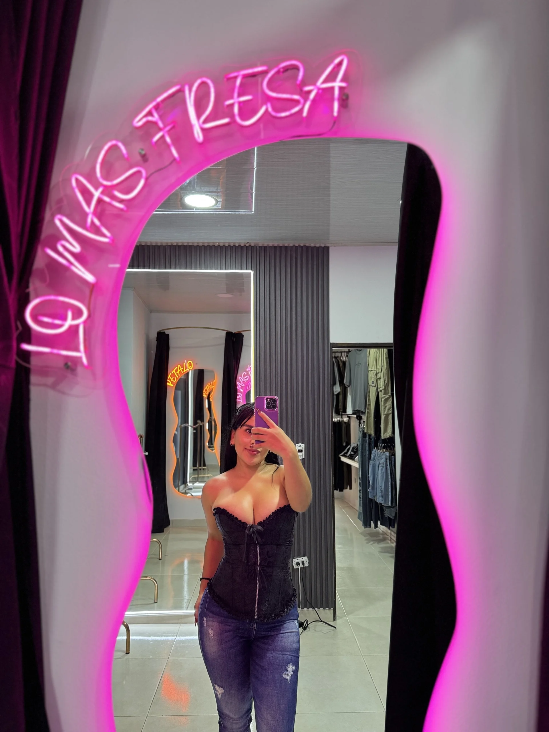 XXX Porn Photo of Nude laure_torres 7