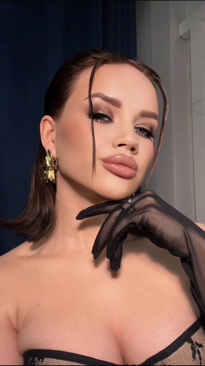 XXX Porn Photo of Nude Aerythra 3
