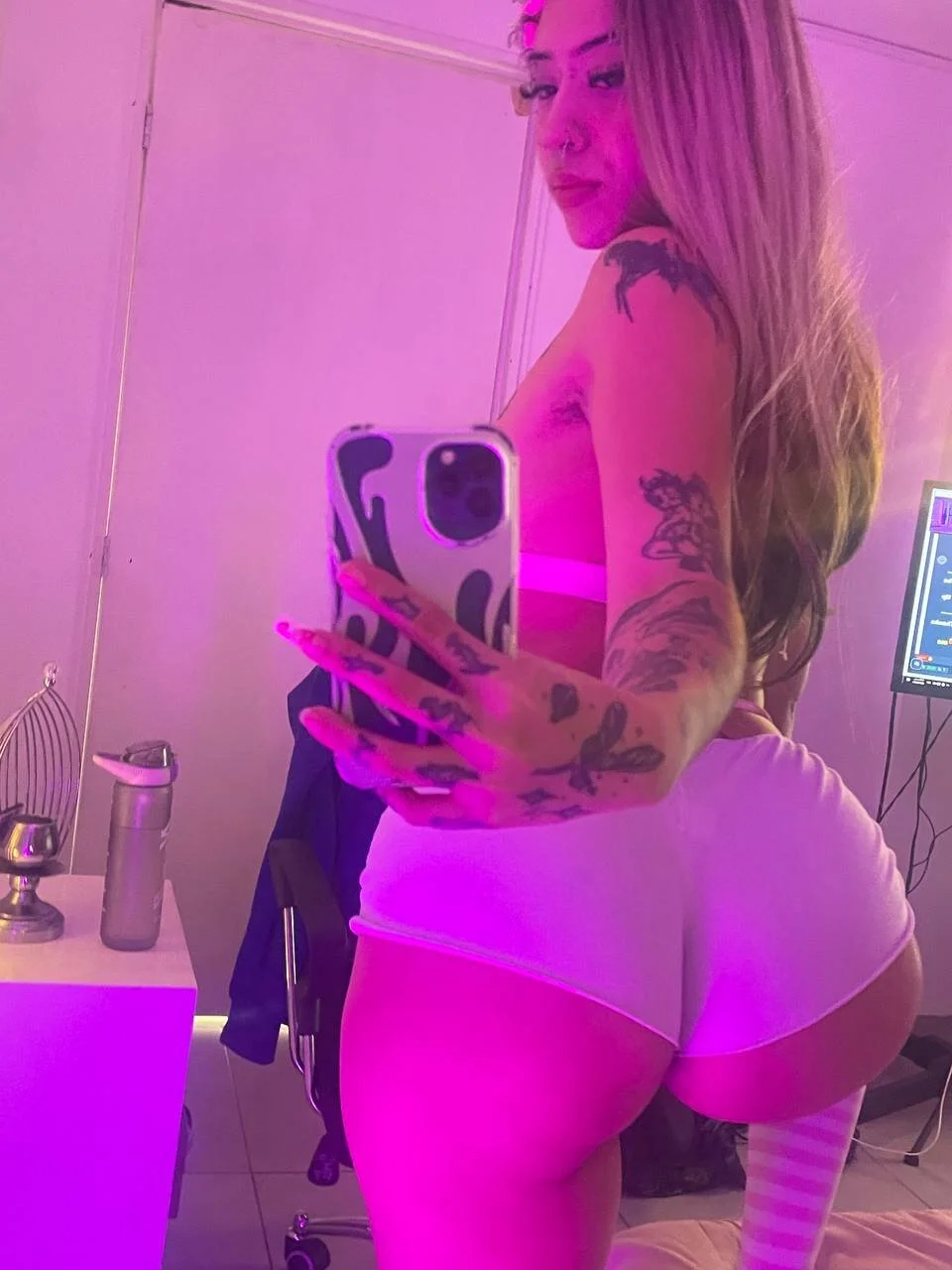XXX Porn Photo of Nude JuliMonroe19 19