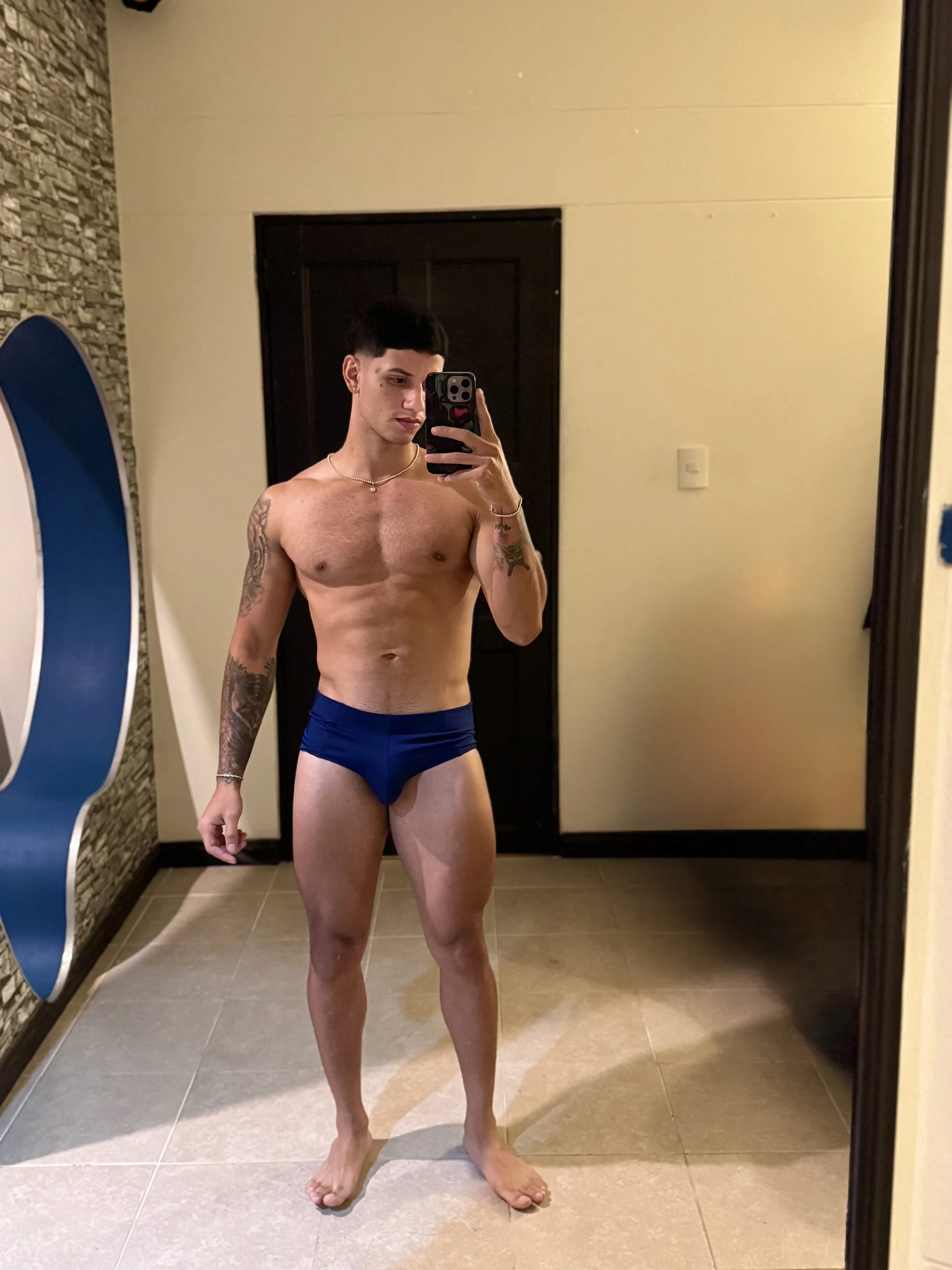 XXX Porn Photo of Nude davis_alx1 1