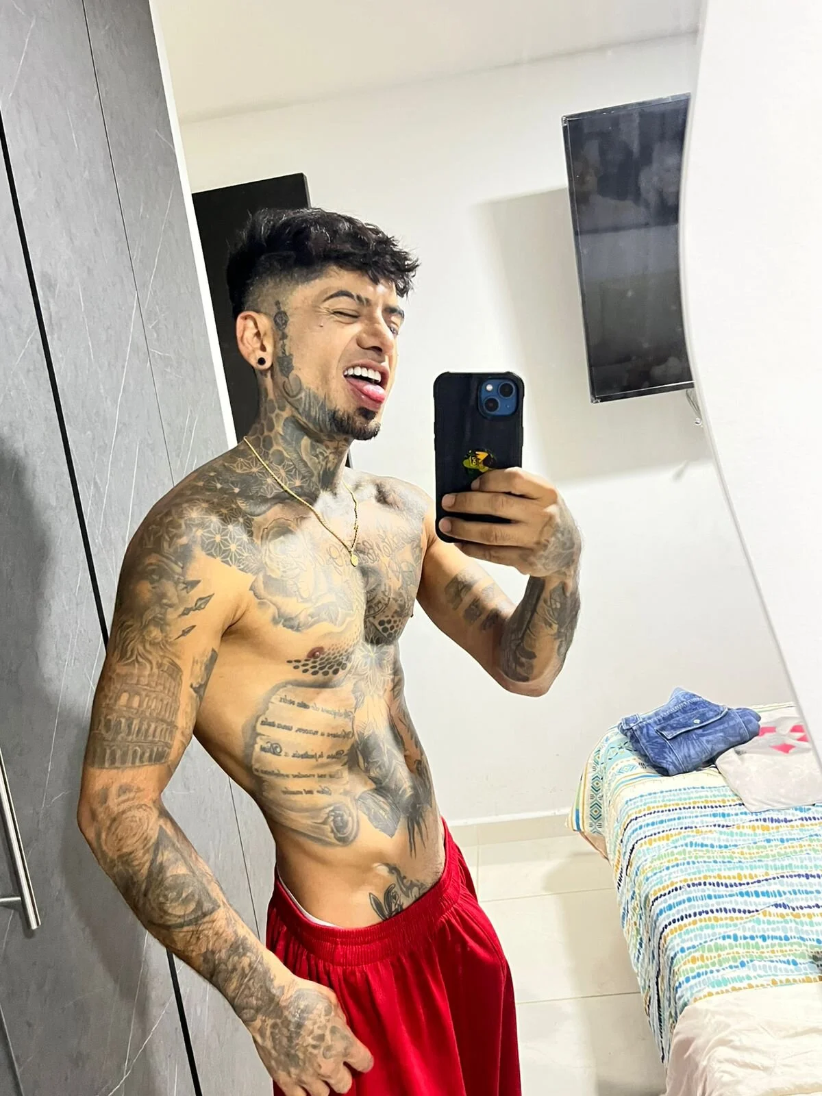 XXX Porn Photo of Nude sergiio_mesa27 8