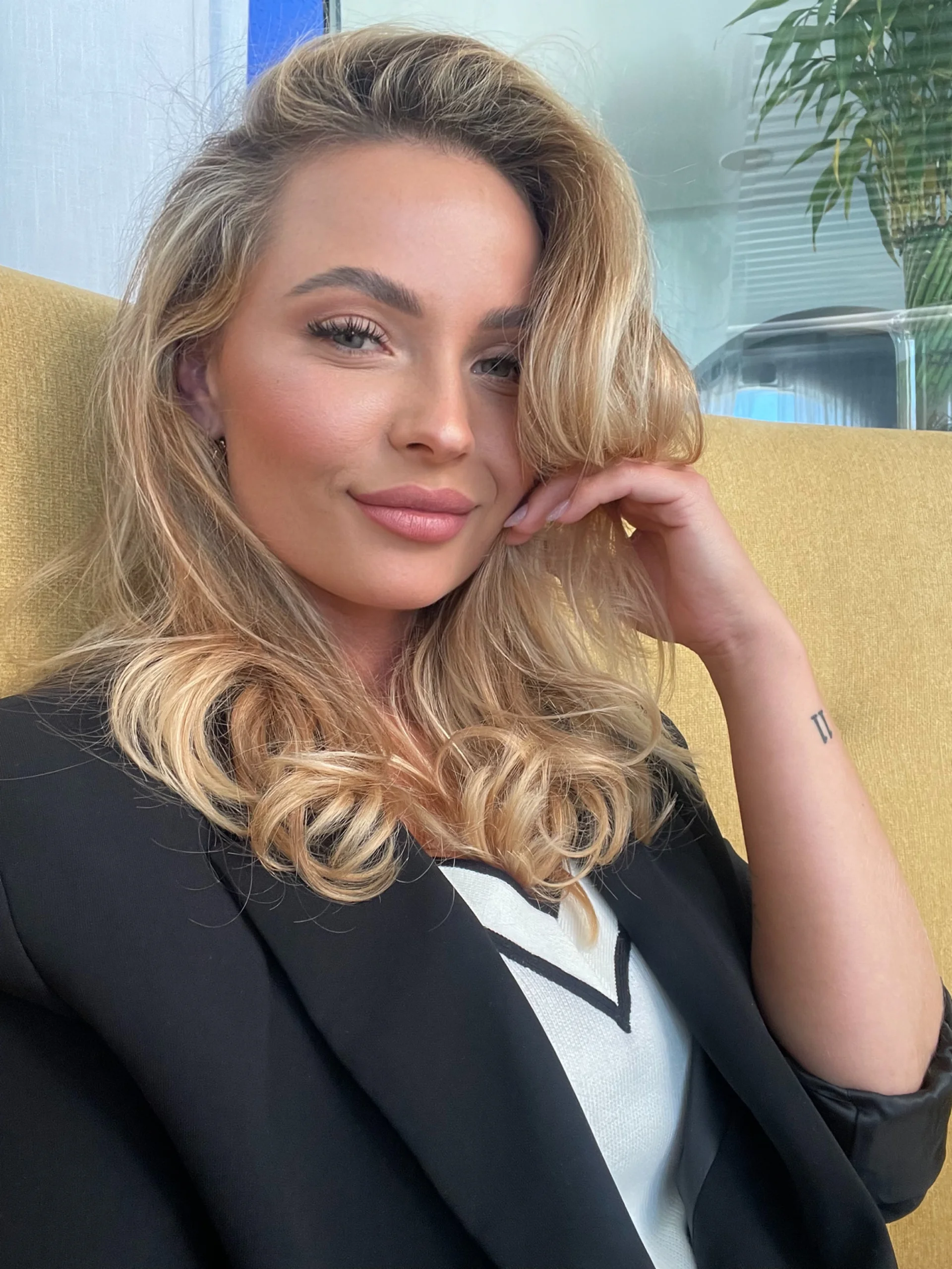 XXX Porn Photo of Nude mollystarss 2