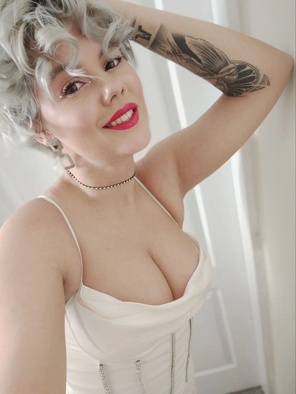 XXX Porn Photo of Nude Lady_AliBi 18