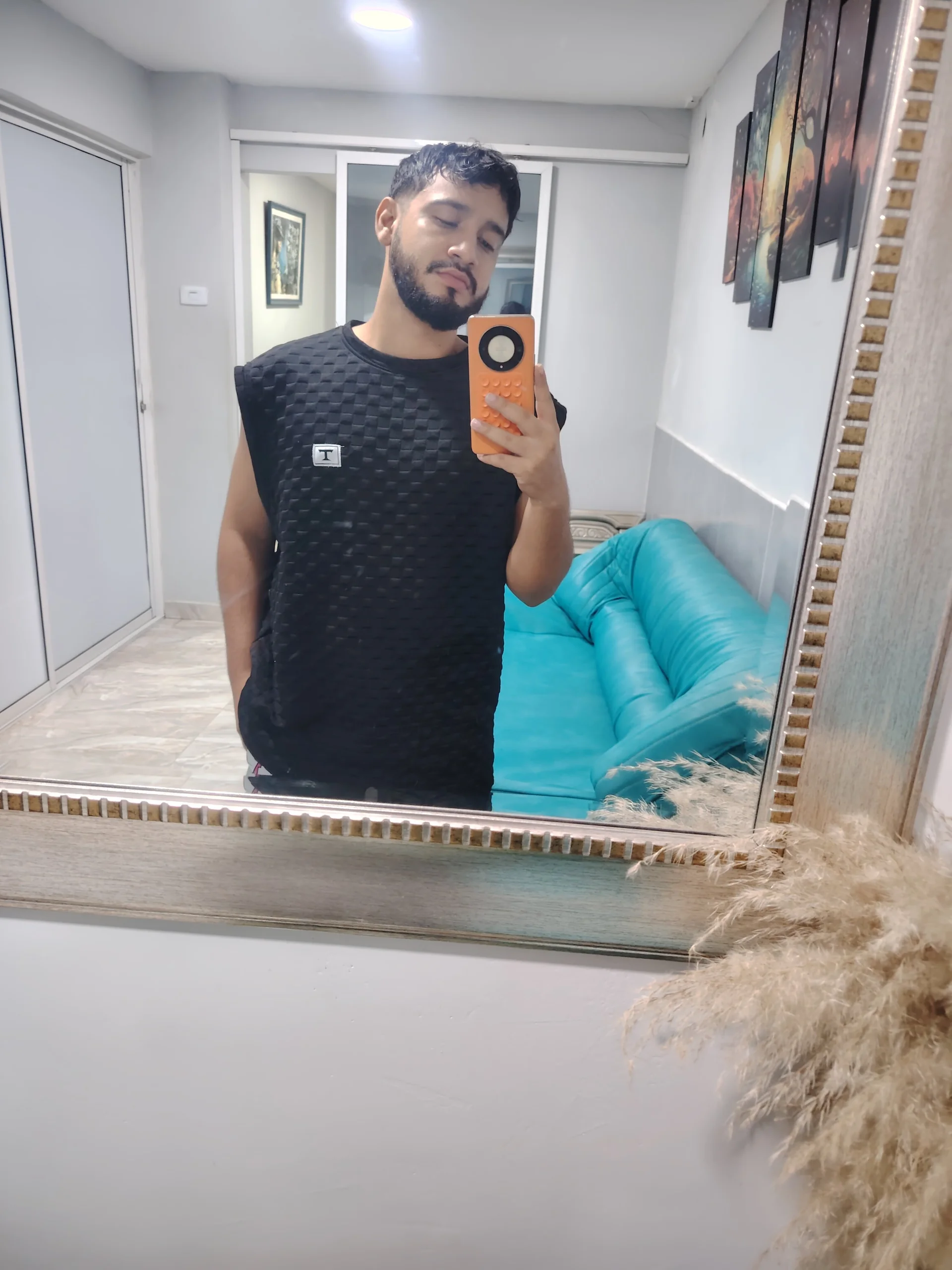 XXX Porn Photo of Nude Hostdandy 1