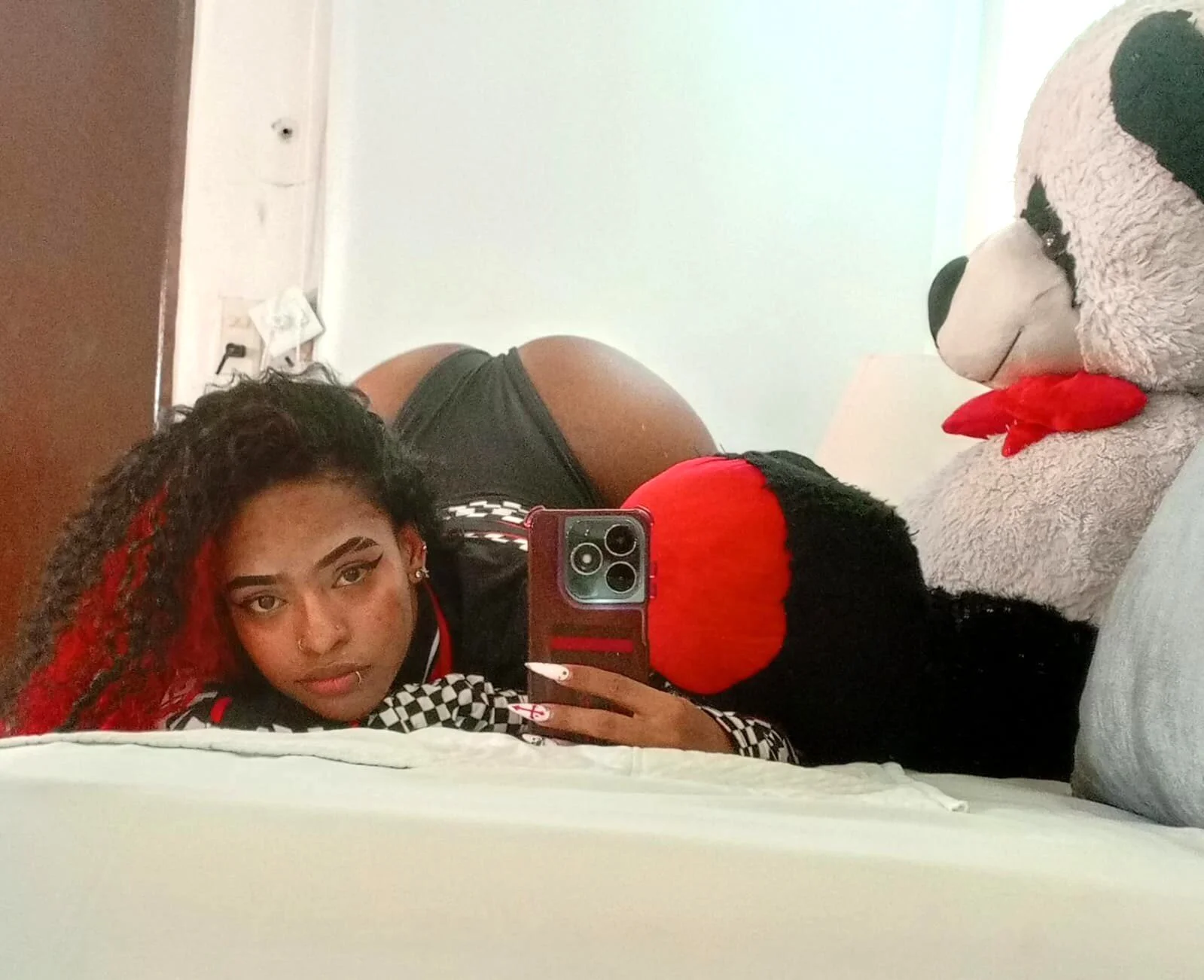 XXX Porn Photo of Nude scorpion_life89 3