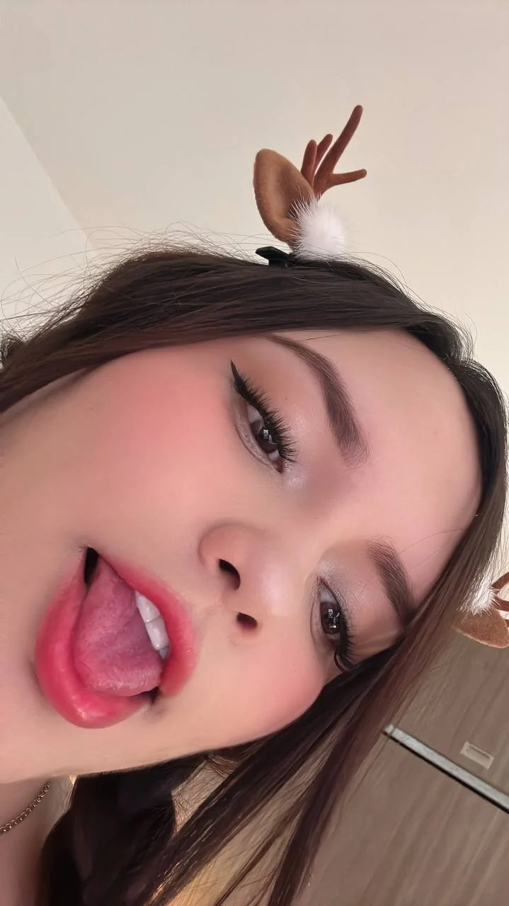 XXX Porn Photo of Nude KiimTyler_ 53