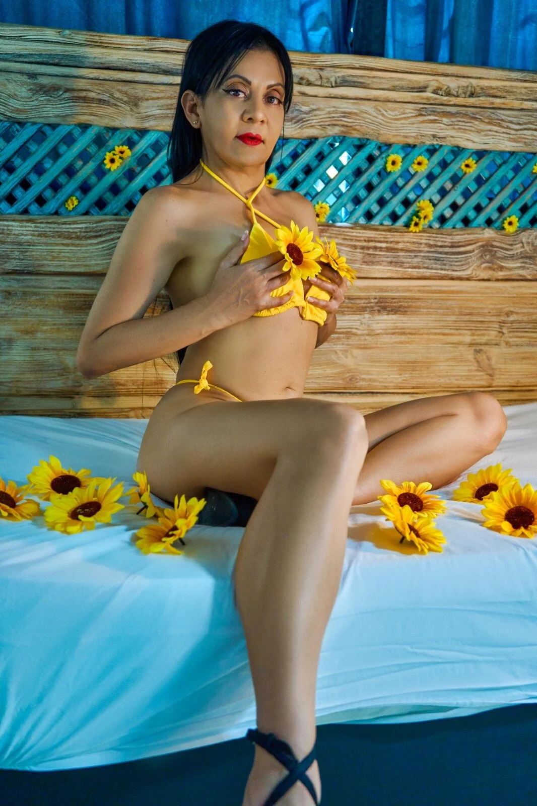 XXX Porn Photo of Nude ScarletAbril 3