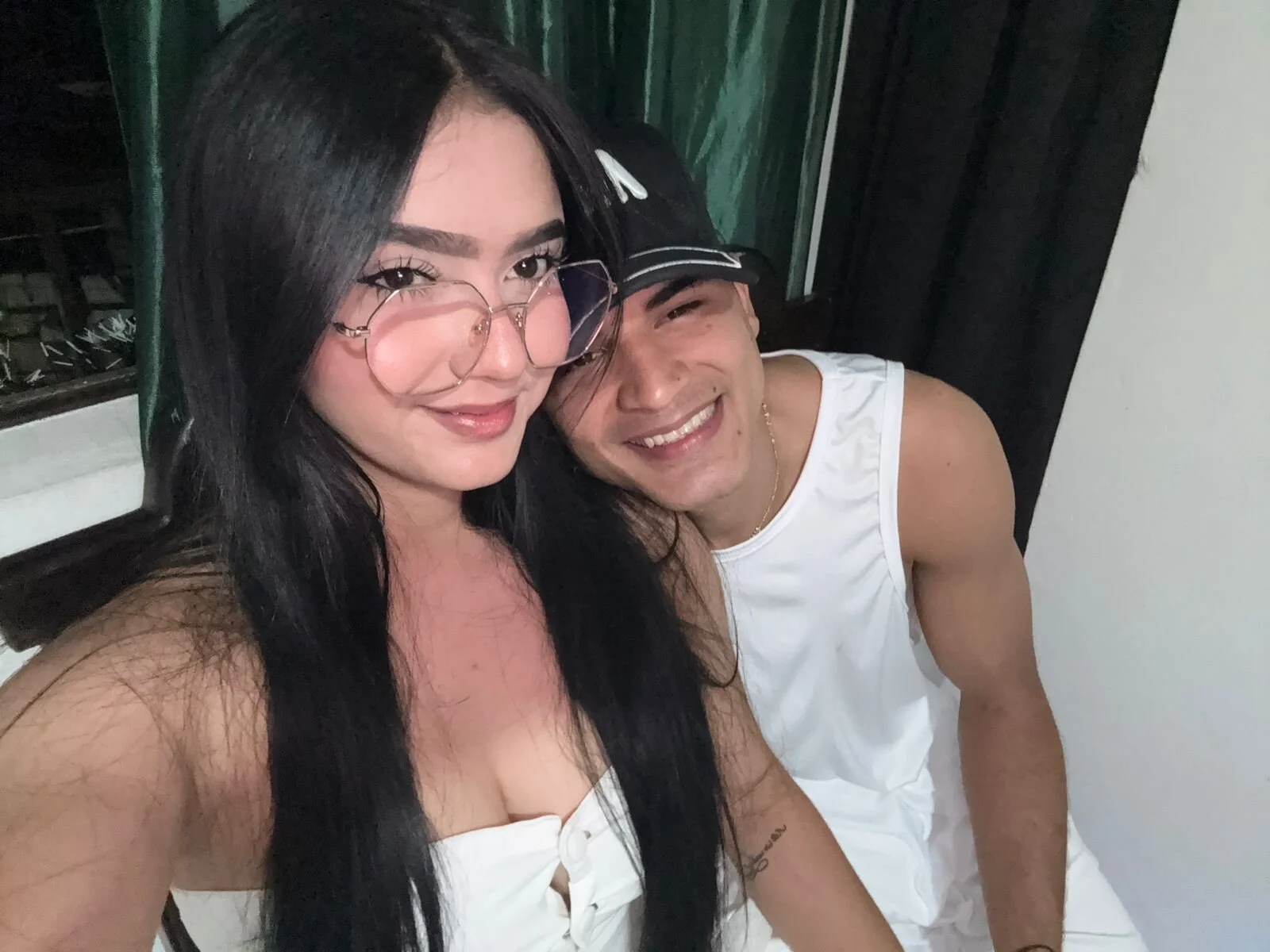 XXX Porn Photo of Nude JhoanAndScarlet 5