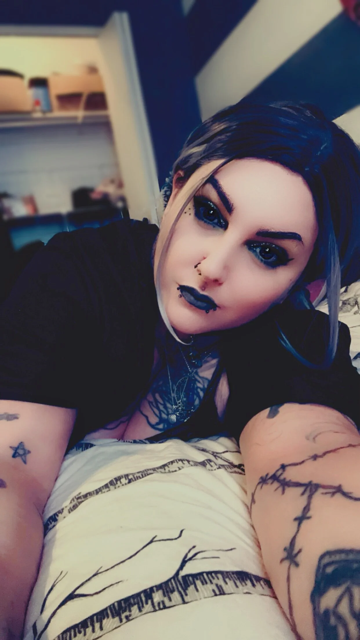 XXX Porn Photo of Nude Riverm00n 65