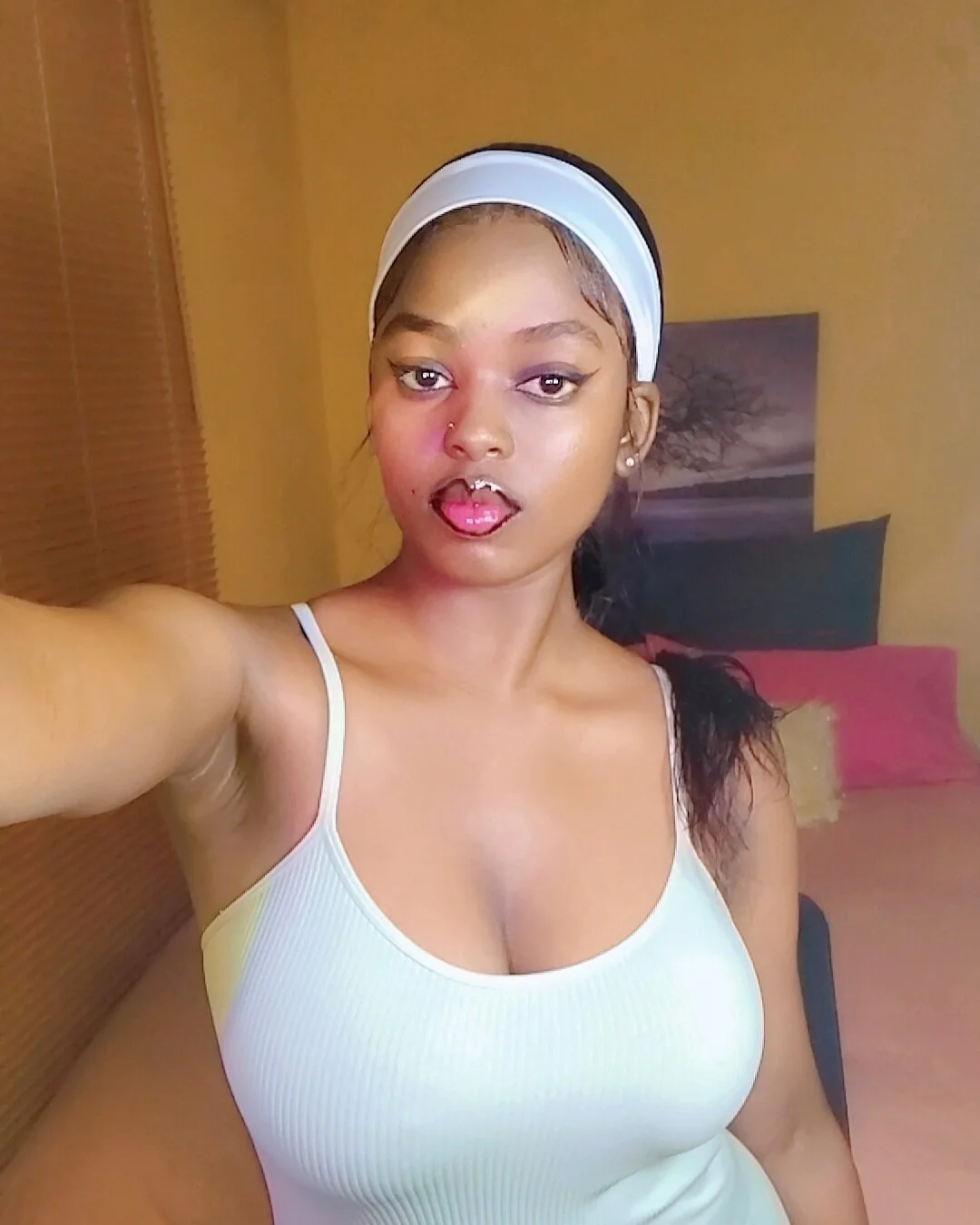 XXX Porn Photo of Nude NawtyLisa 5