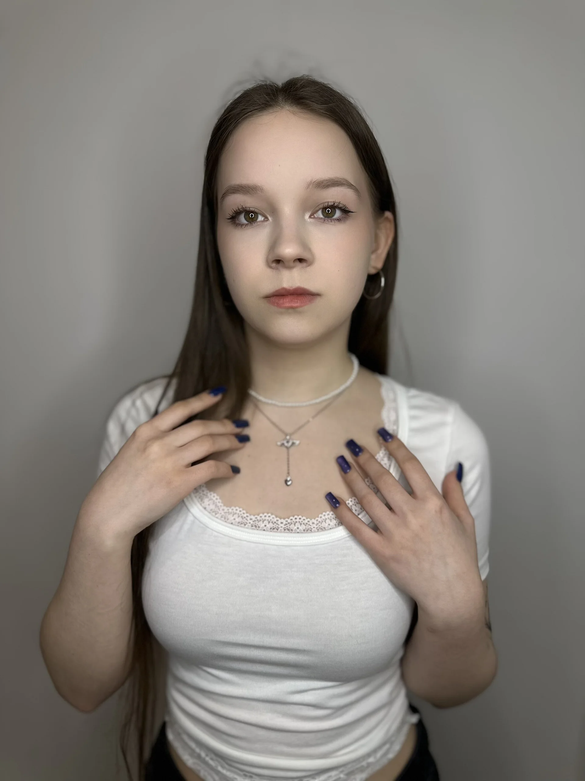 XXX Porn Photo of Nude KiraGbur 2