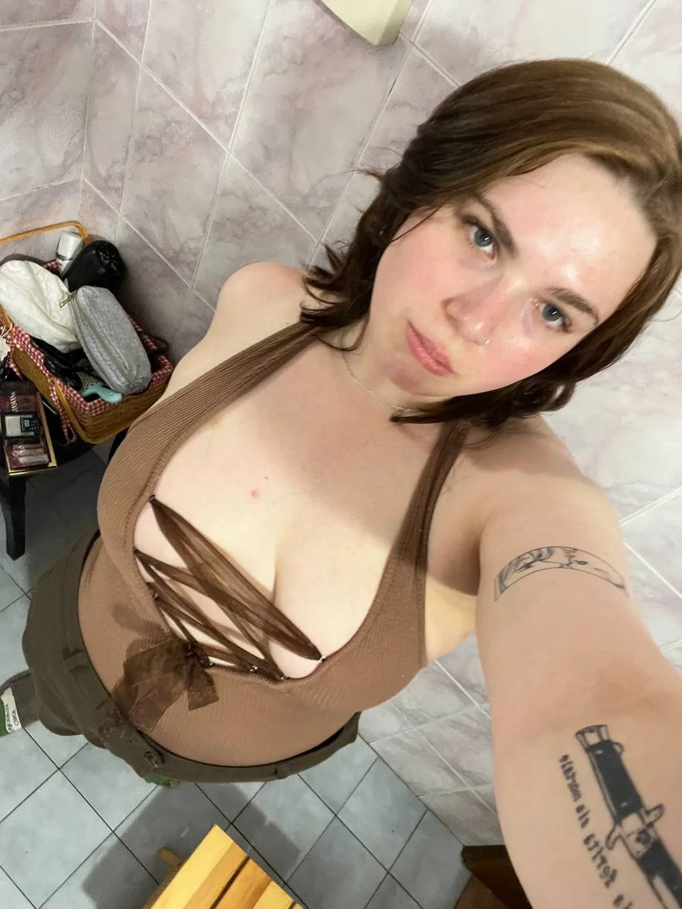 XXX Porn Photo of Nude LadyHotHotXz 3