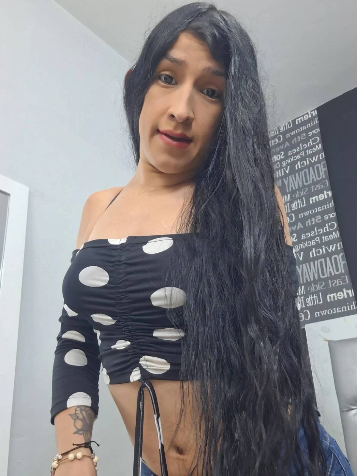 XXX Porn Photo of Nude _nicolehotshemale 337